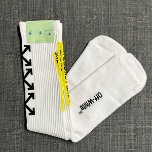*NEW* OFF WHITE white + black arrow box logo + yellow caution tape hype…